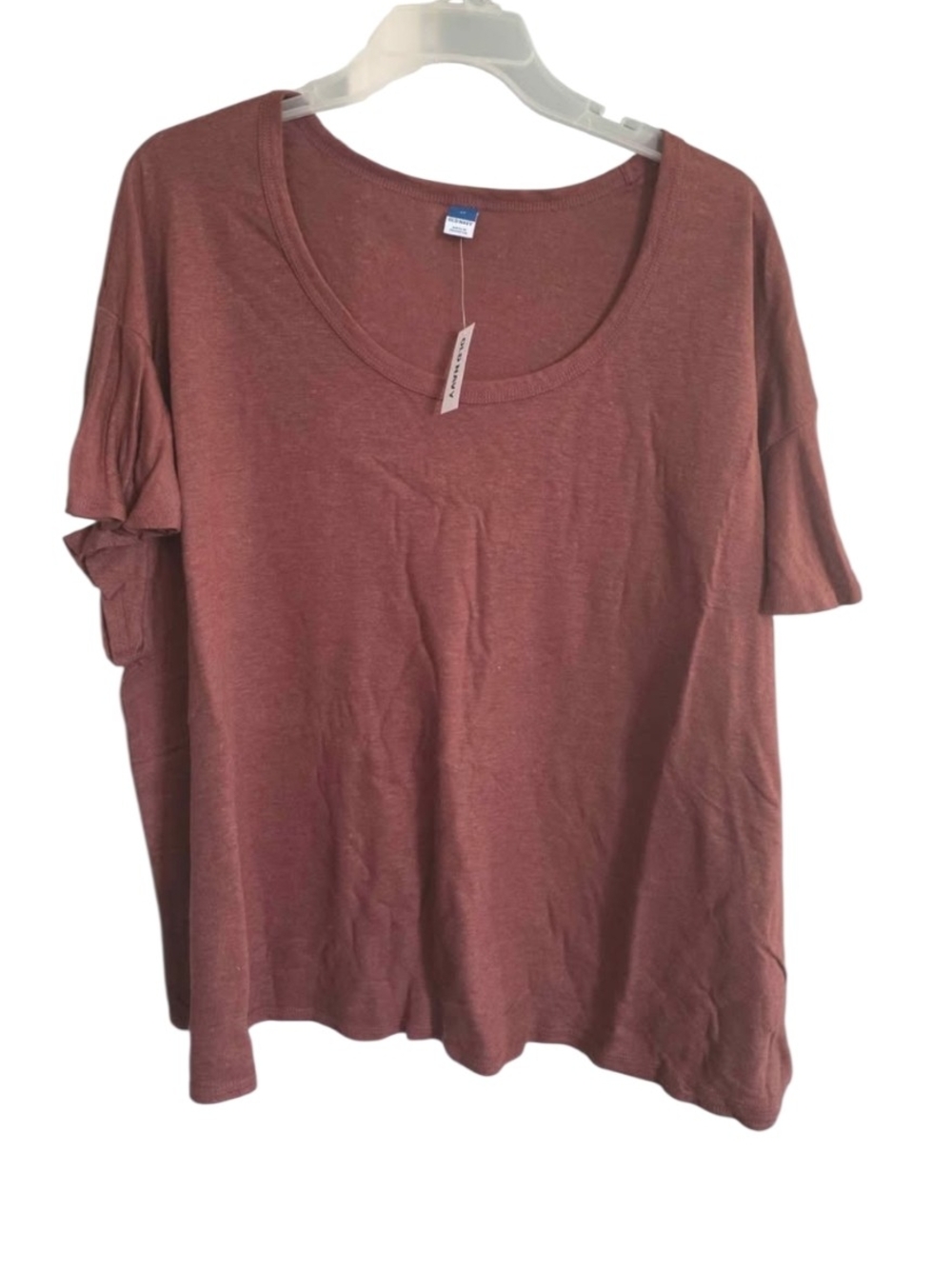 Old Navy Short Sleeve Scoop Neck Tee in Dusty Rose